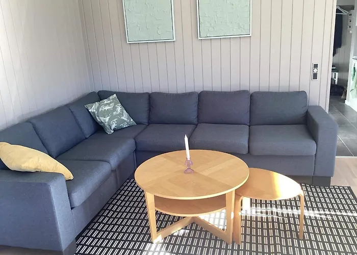 8 Person In * Nakskov